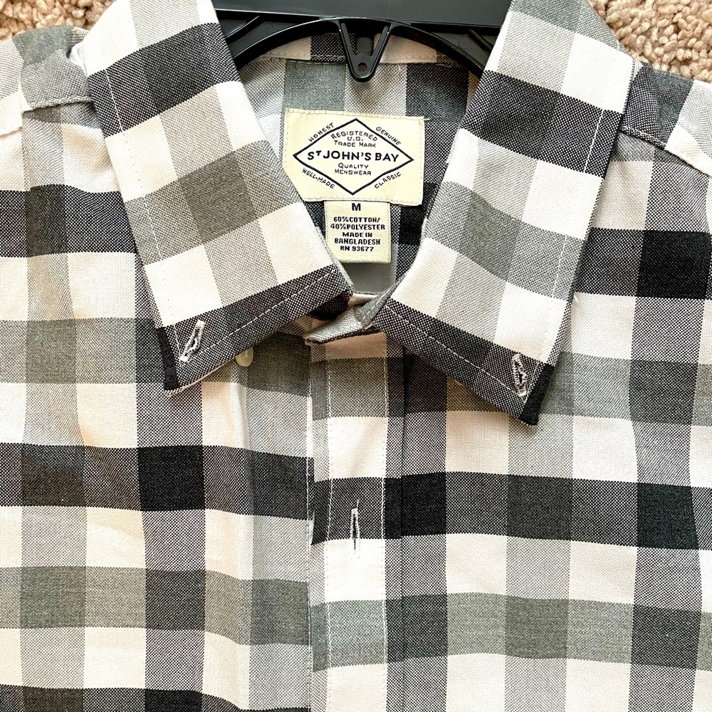 St. John Bay Outdoor Mens Long Sleeve Button-Down Medium Shirt